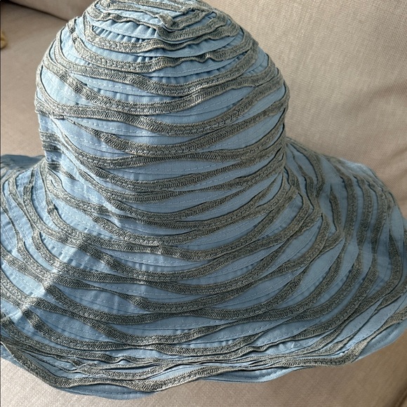 Brontë Amsterdam Blue and Gray a Women's large foldable Sun Hat 👒 - Picture 3 of 16